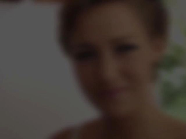 Small tits babe gets nude and sucks for cum