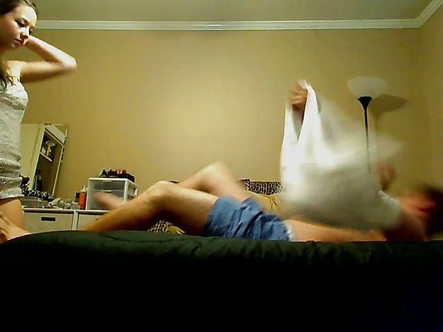 Horny teen girlfriend gets her shaved pussy poked
