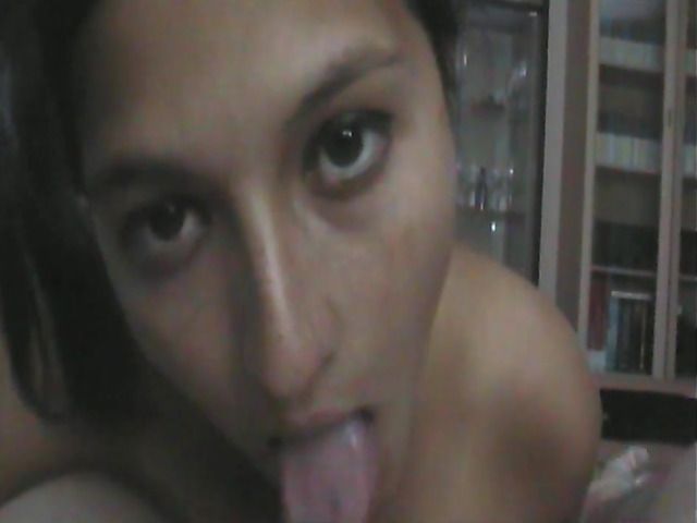 Cum hungry oriental girlfriend with nice boobies