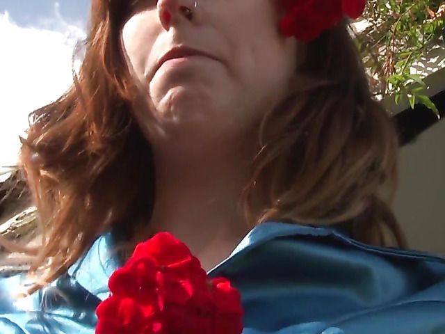 Ass cheeks spread and pussy exposed outdoors