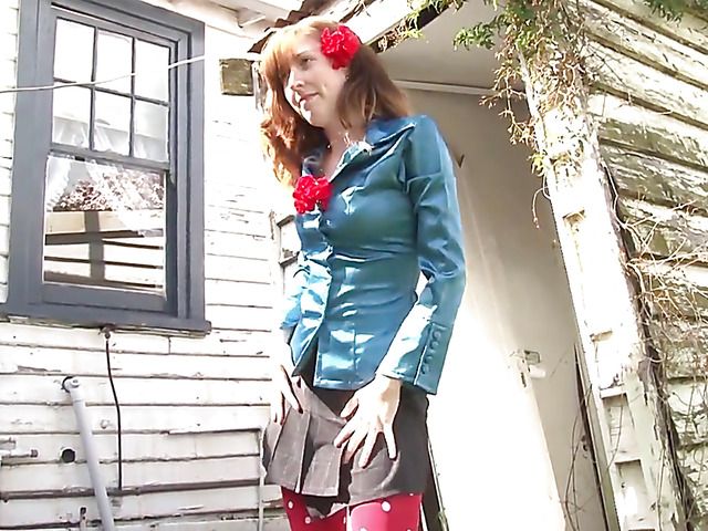 Ass cheeks spread and pussy exposed outdoors