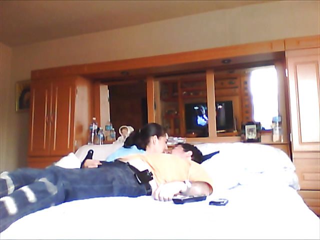 Latina girlfriend sucks cock dry on the bed