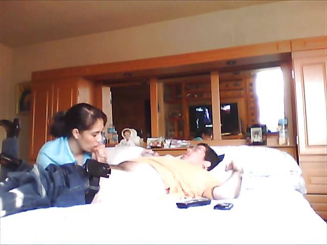 Latina girlfriend sucks cock dry on the bed