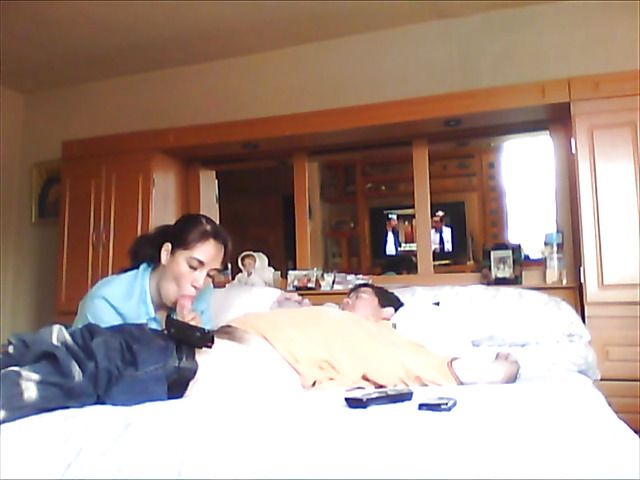 Latina girlfriend sucks cock dry on the bed