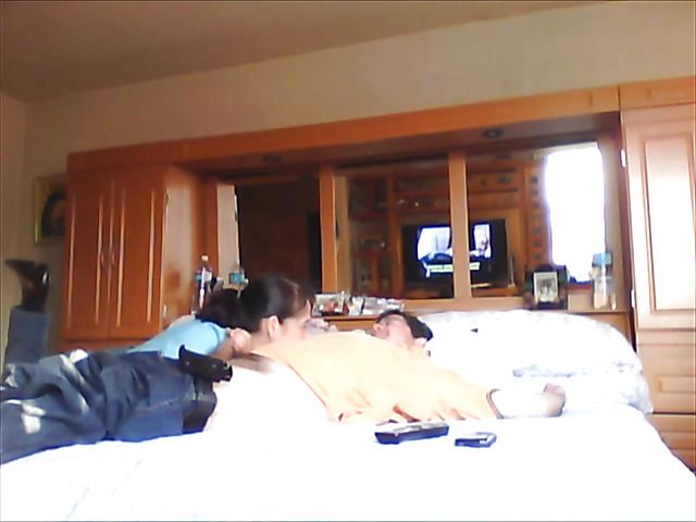 Latina girlfriend sucks cock dry on the bed