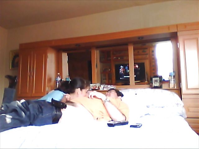 Latina girlfriend sucks cock dry on the bed