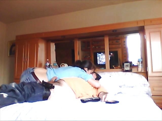 Latina girlfriend sucks cock dry on the bed