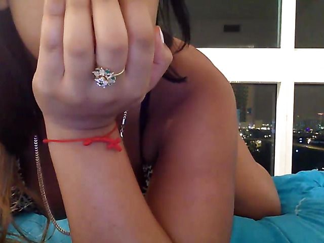 Busty ebony Katt flaunts her phat ass on webcam