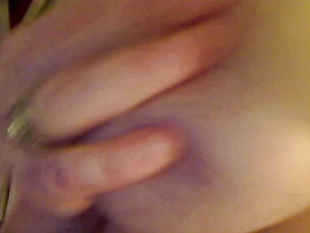 Big titted amateur finger bangs her cunt to squirt