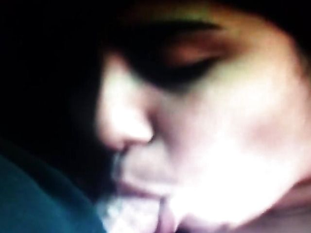 Chubby amateur mommy gets fucked deep