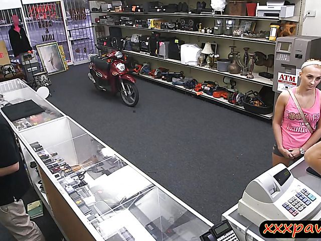 Cute blonde girl pounded by pawn dude