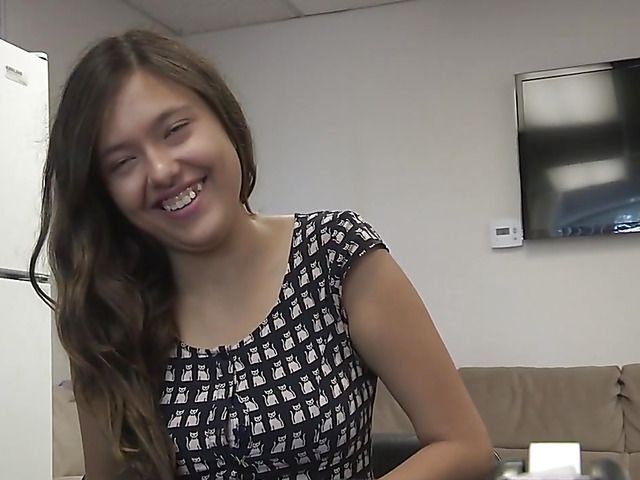 Round ass cutie gets fucked in her first porn