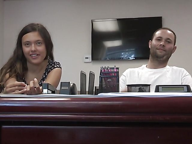 Round ass cutie gets fucked in her first porn