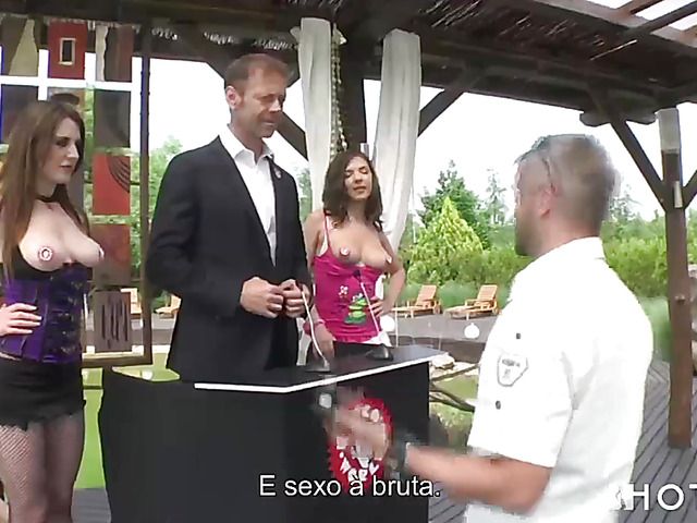 Rocco Siffredi and two teens anal threesome 