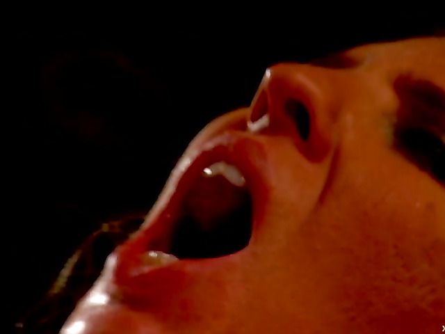 Kinky lesbian babes Jayden Jaymes and Jordan Kingsley