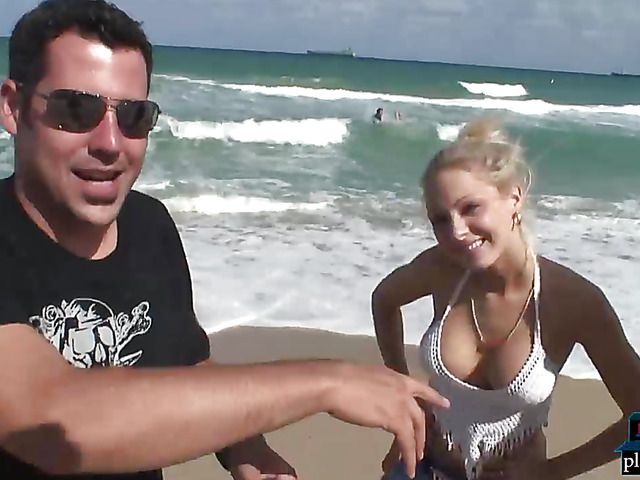 Spring break teens get down and dirty in an orgy fuck