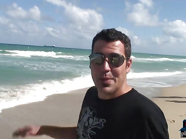 Spring break teens get down and dirty in an orgy fuck