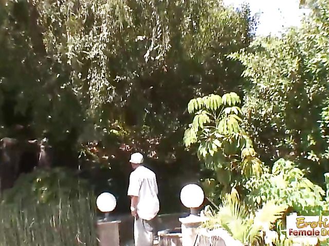 Busty MILF Lisa Ann interracial slammed by black monster cock