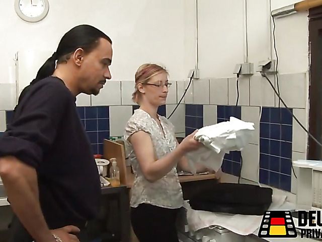 Experienced German slut gets screwed in the kitchen