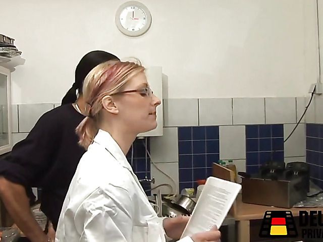 Experienced German slut gets screwed in the kitchen