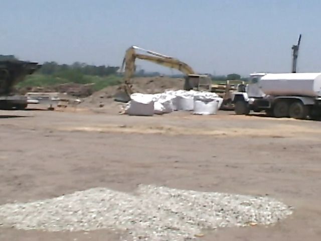 Outdoor DP for a curly haired whore