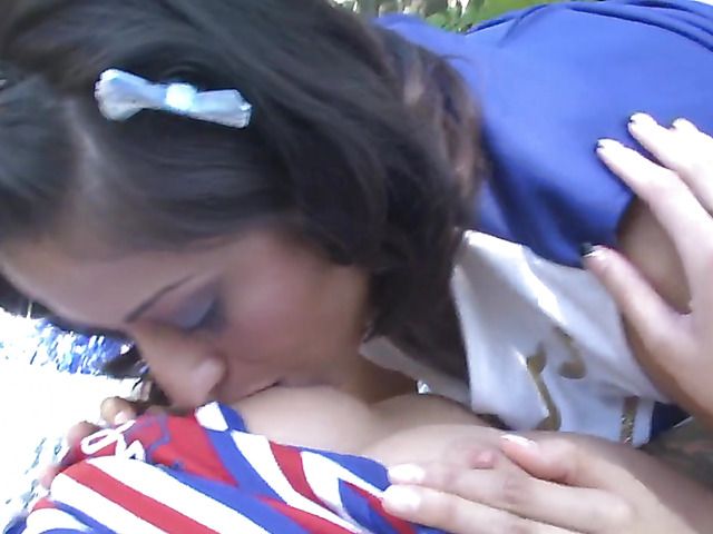 Lesbian cheerleaders have sex in the backyard