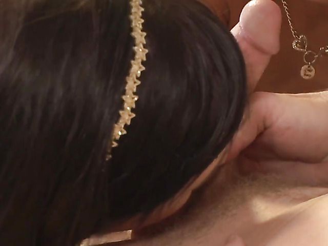 Man in shades has a threesome with Ashli Orion and Crissy Moon