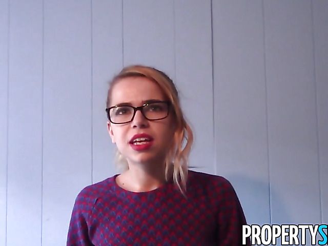 Slut with glasses gets fucked silly