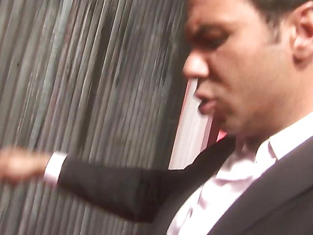 Drunk guy fucks screaming Jenna Presley hardcore style