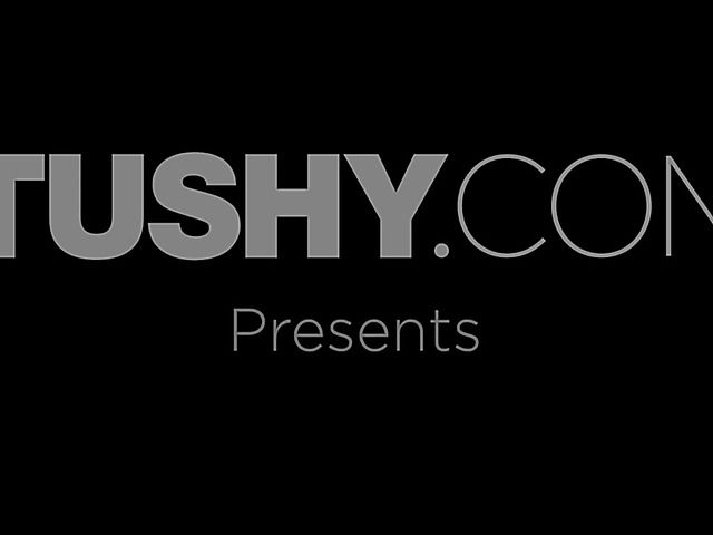 Beautiful Kelsi Monroe gets her big ass anal banged