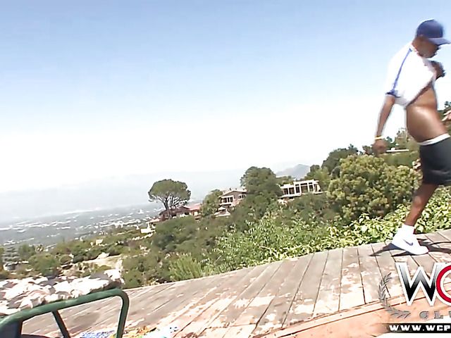 Big butt black babes Melody Nakai and Baby Cakes anal fucked