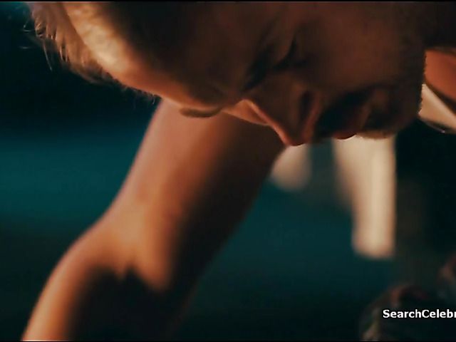 Mainstream sex scene with sweet Michelle Williams