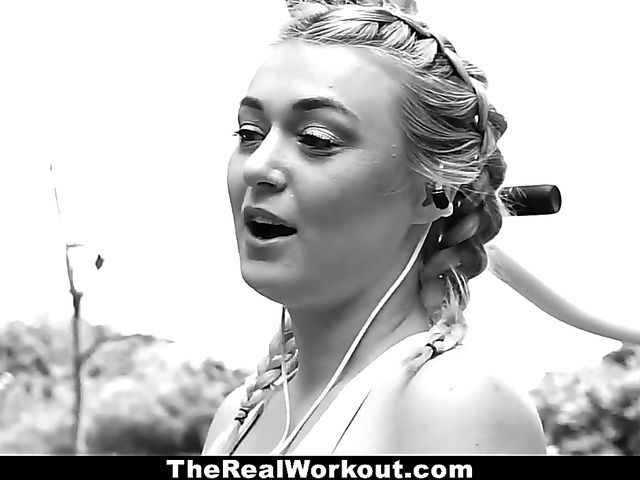 Curvy teen Natalia Starr gets a fuck after workout