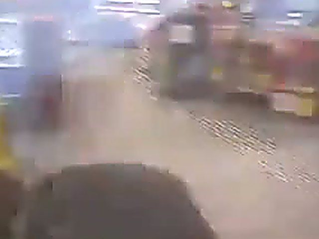 Cock hungry sluts give great blowjobs