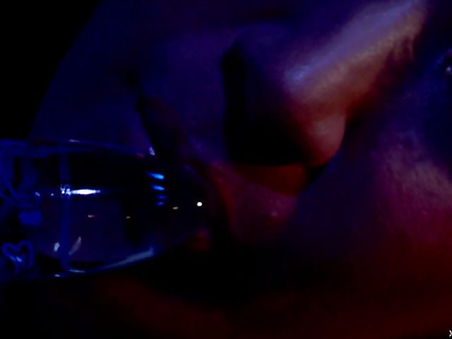 Perfect tits babe playing with her glass toy in the dark