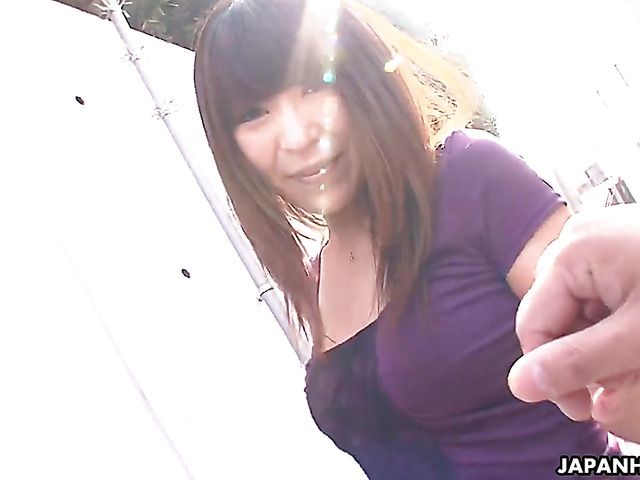 Mature Japanese pornstar Jun Kusanagi toys her twat rooftop