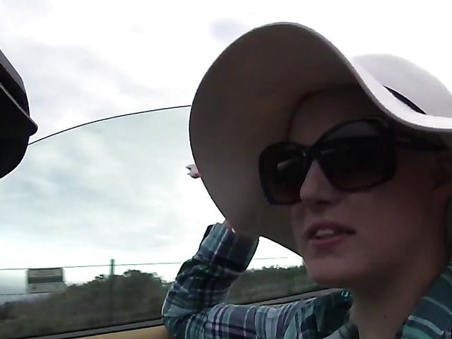 Big ass teen Jenna Ivory loves luxury cars and hard sex