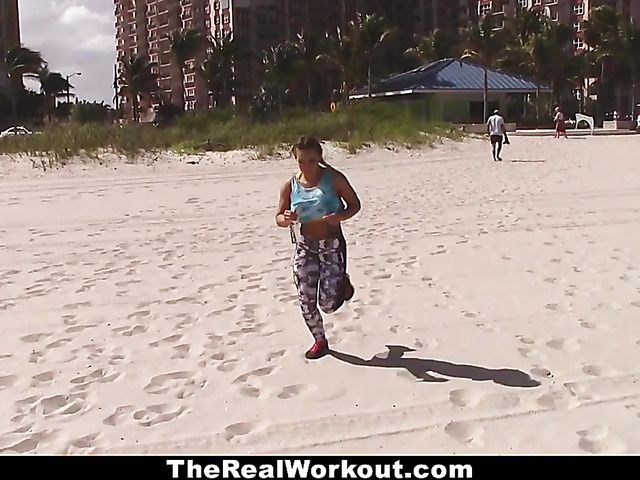 Busty fit girl Cali Carter fucked and facialed