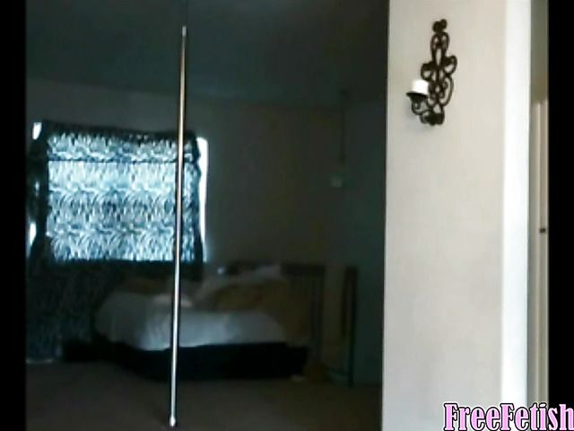 Young ebony babe webcam strip for your enjoyment