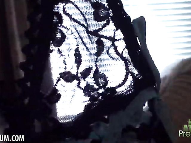 Behind the scene of skinny girl Amy Quinn