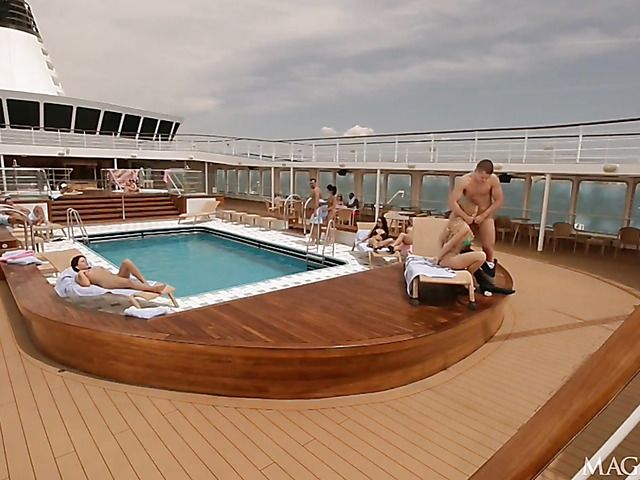 Public sex in the sea with Brooklyn Lee