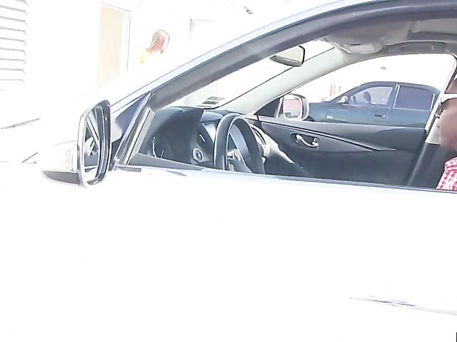 Young slut Electra Rose loves interracial sex