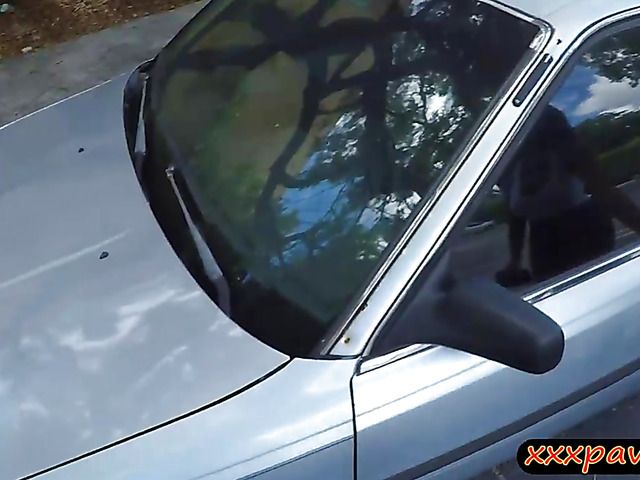 Big tits ebony sells her car and banged