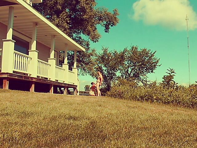 Fat wife in sunglasses gives head in the open air