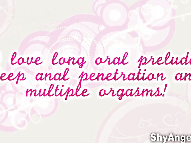 Barely legal young teen masturbates on the couch