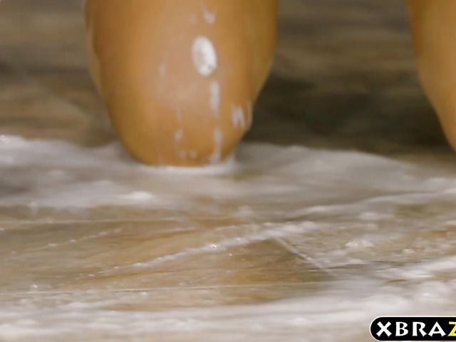 Busty secretary Jessa Rhodes gets nailed in the office