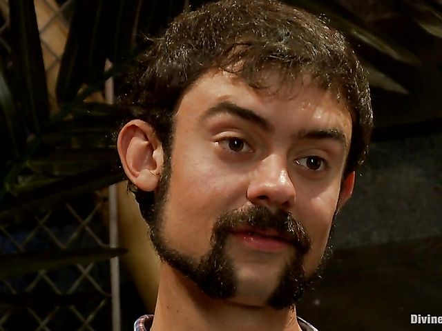 Asian dominatrix Dragon Lily strapon fucks her slave