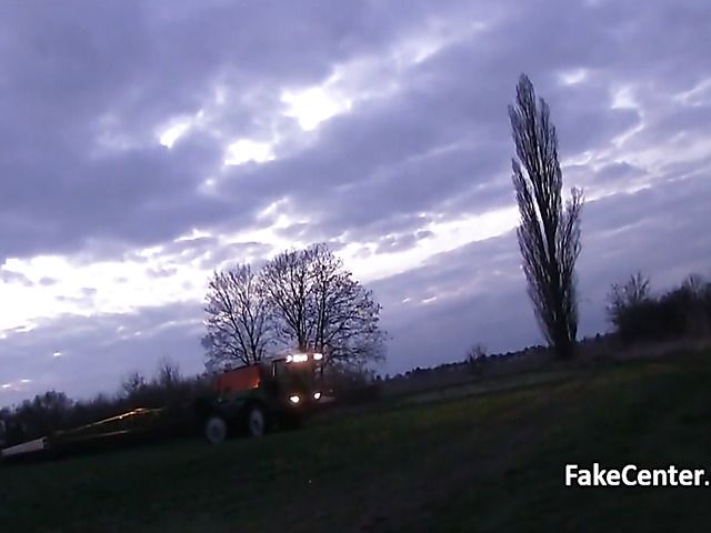 Public sex for cash with a Czech bombshell