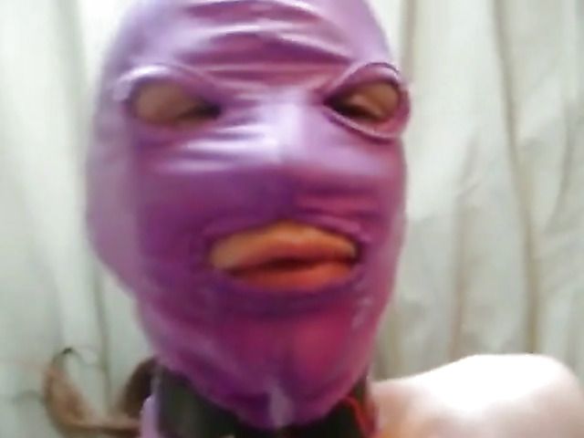 Amateur slave in mask Nancy sucks and fucks