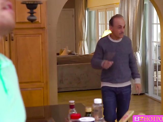 Hot step mom Reagan Foxx with huge melons gets fucked